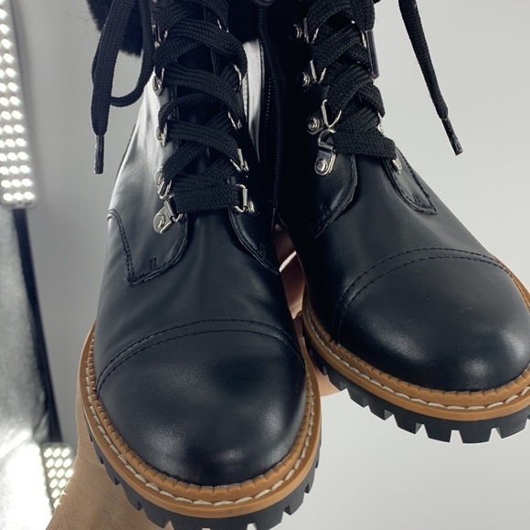 ABOUND BLACK CONSTRUCTION BLACK ZIPPER SIDE FAUX FUR BOOTS 5M - Picture 2 of 6